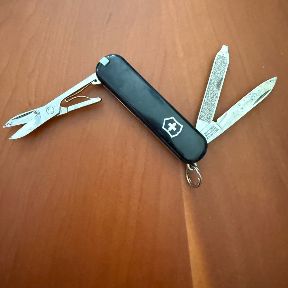 Victorinox Classic SD Swiss Army Knife Black Scissors, Nail File,Knife.Stainless